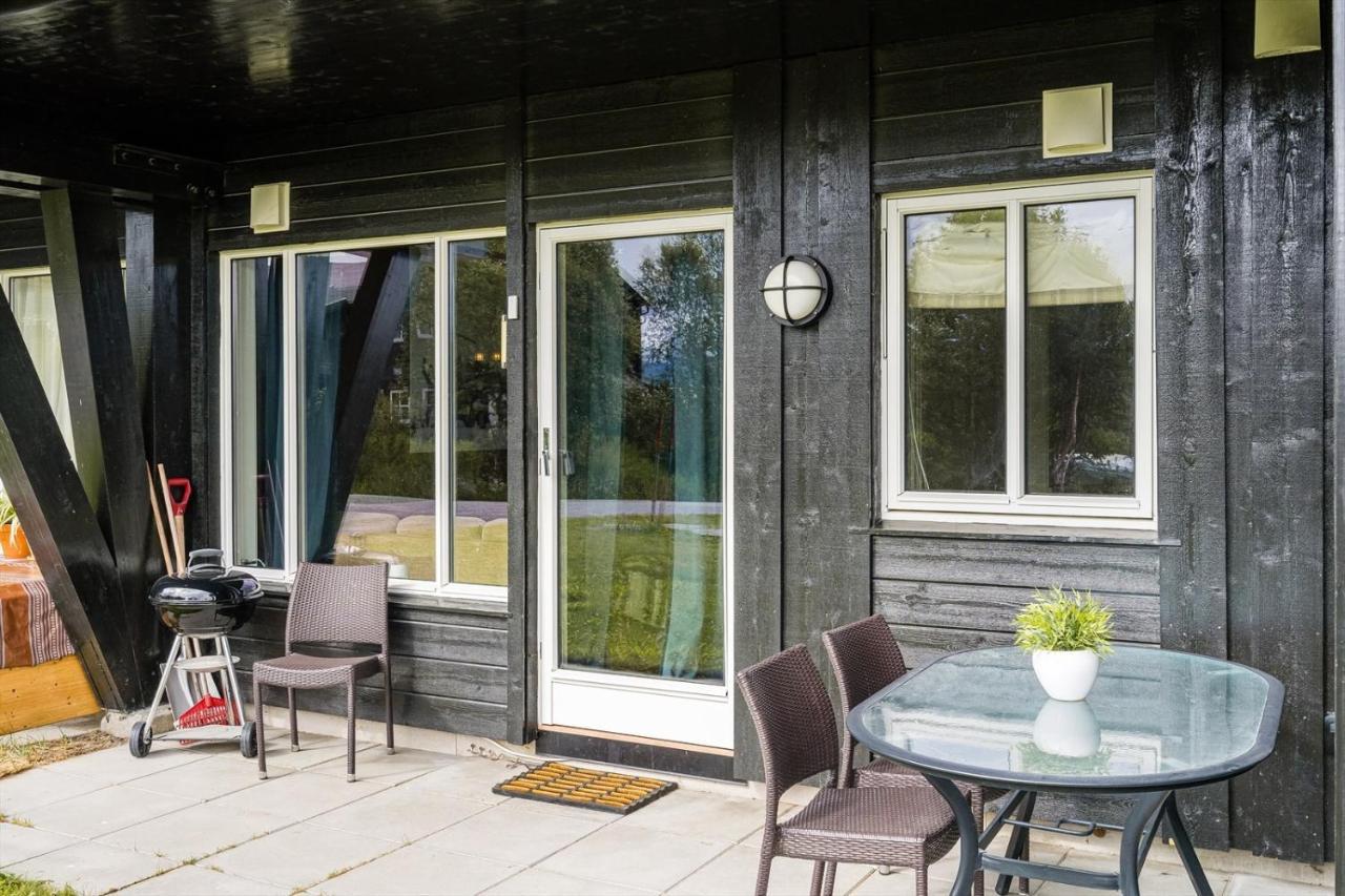 Leilighet Beitostolen Sentrum, Terrasse Og Innendors Parkering エクステリア 写真