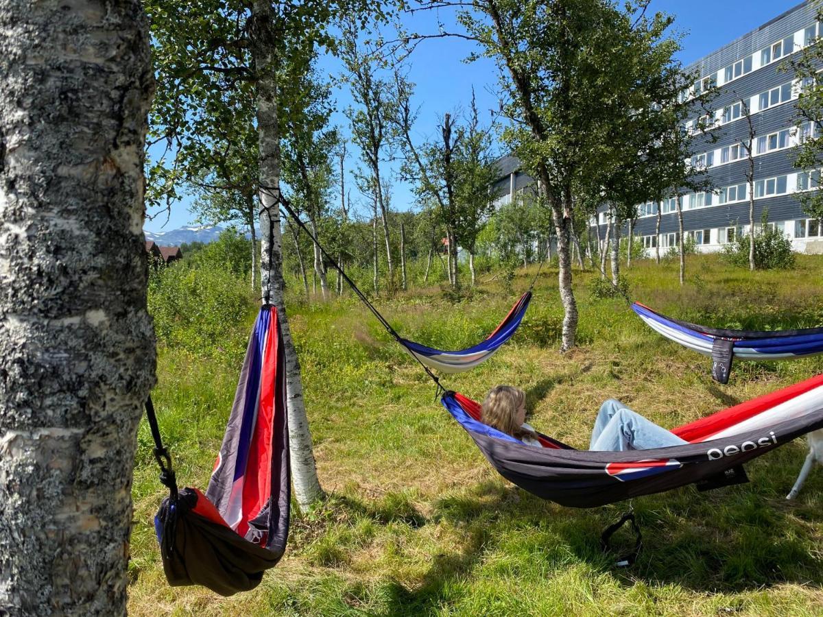 Leilighet Beitostolen Sentrum, Terrasse Og Innendors Parkering エクステリア 写真