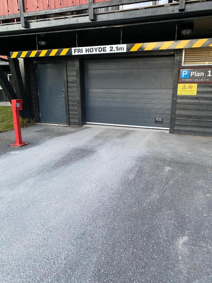 Leilighet Beitostolen Sentrum, Terrasse Og Innendors Parkering エクステリア 写真