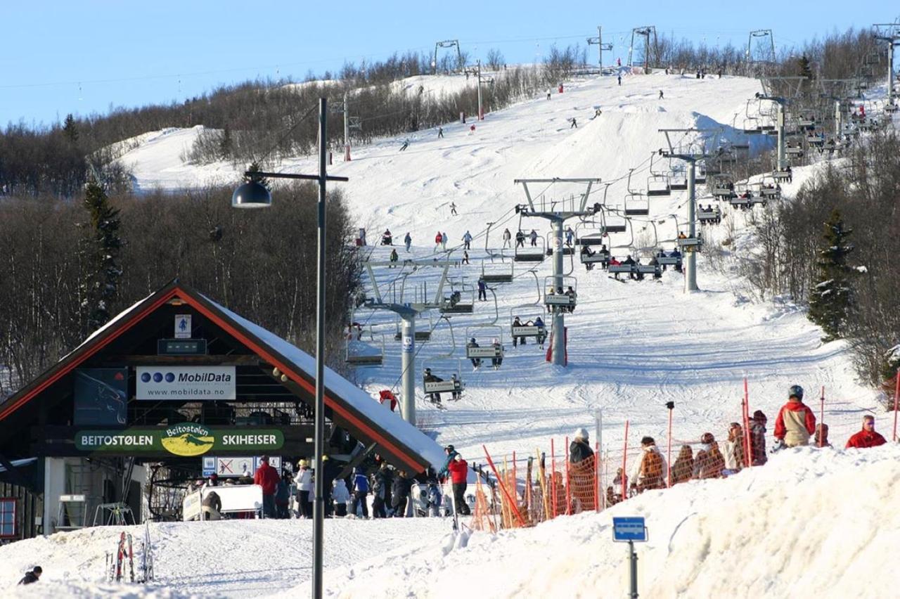 Leilighet Beitostolen Sentrum, Terrasse Og Innendors Parkering エクステリア 写真